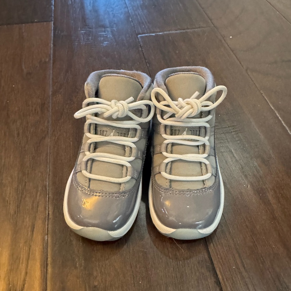 New Jordan Kids Gray Sneakers